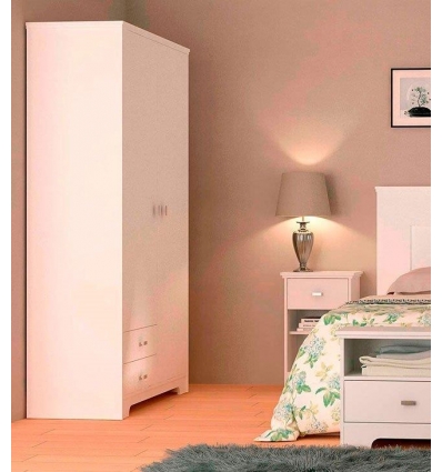 Schrank mit Schubladen