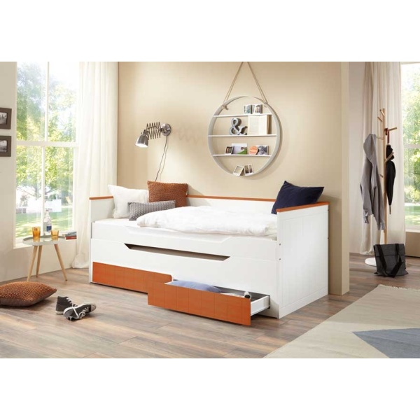 Doppelbett mit Schubladen