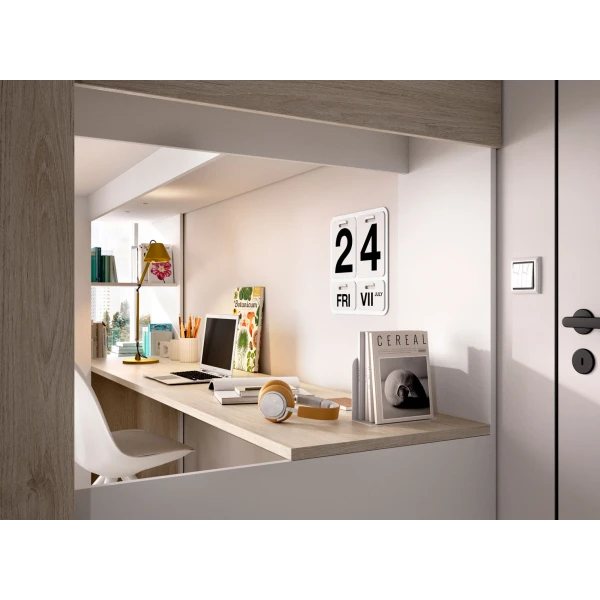 Bett mit Kleiderschrank