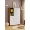 Mint Kinderkleiderschrank im dekorierten Kinderzimmer, Holz-Weiß-Design für modernen Raum.